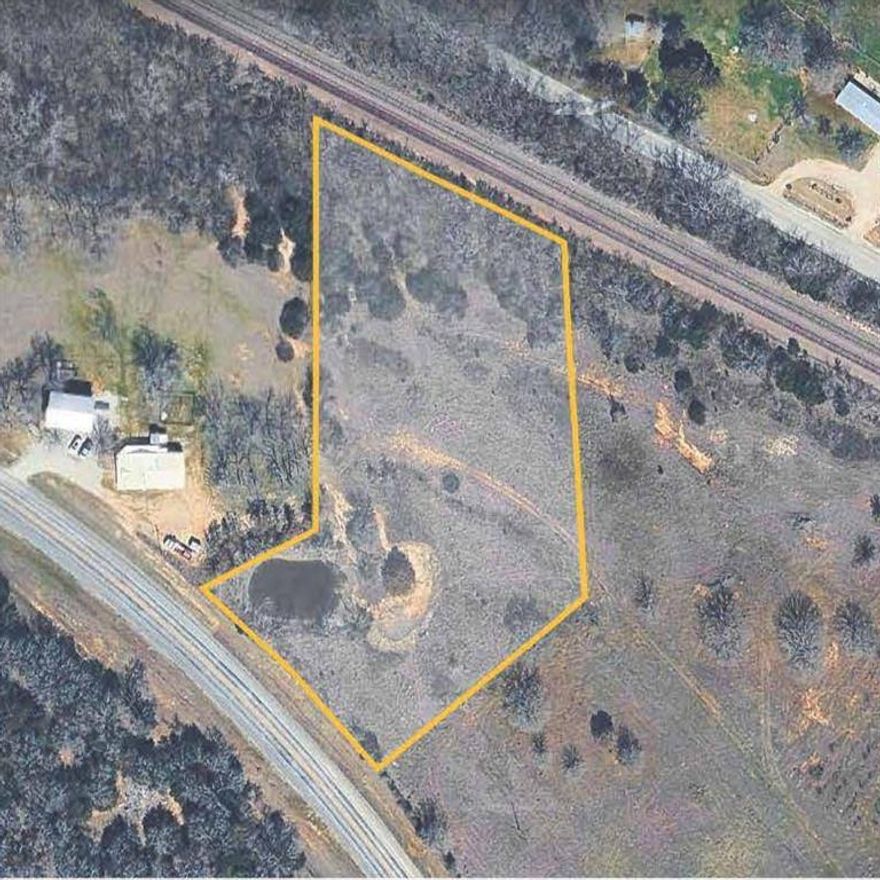 Fantastic opportunity! 301 FEET OF HIGHWAY FRONTAGE ONTO US HWY 287 BUSINESS! 2.99 Acres - Wise County tax roles are being corrected - Deed, County Clerk & Appraisal District all agree that the 2.58 Acres on tax roles is incorrect and they are in the process of changing it. Facing the property, there is a small shared driveway easement on the far right side. Prior to submitting an offer, Buyers and Buyers Agents to verify, to their satisfaction, all details contained herein including, but not limited to schools, mineral rights, easements, available utilities & measurements. All measurements are approximate.