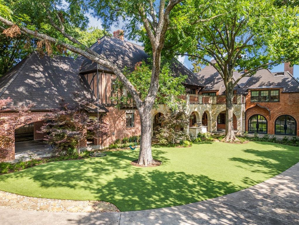 Country Club Estates - Residential