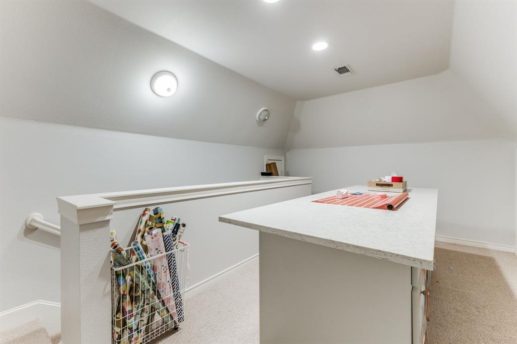 Country Club Estates - Residential