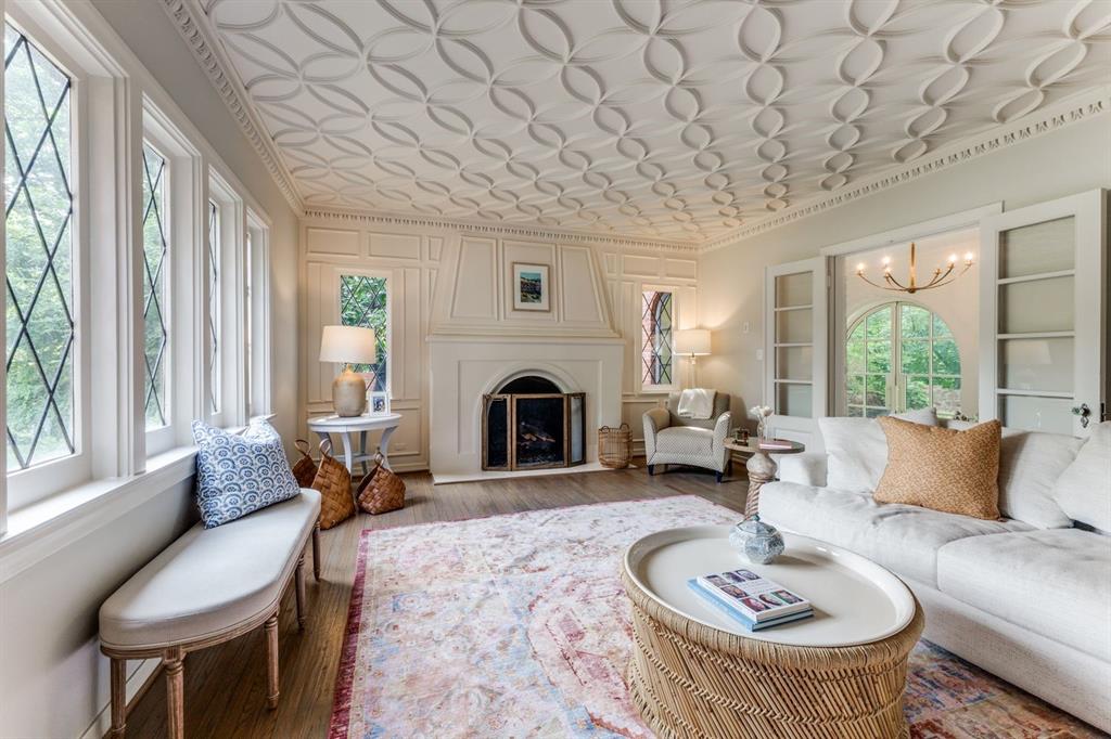 Country Club Estates - Residential