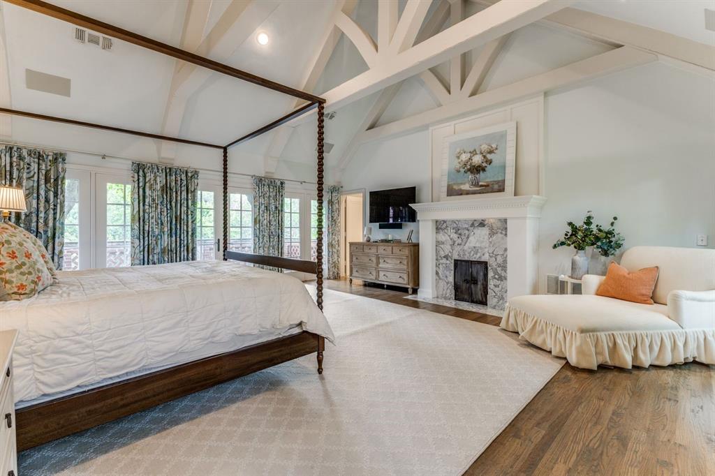 Country Club Estates - Residential