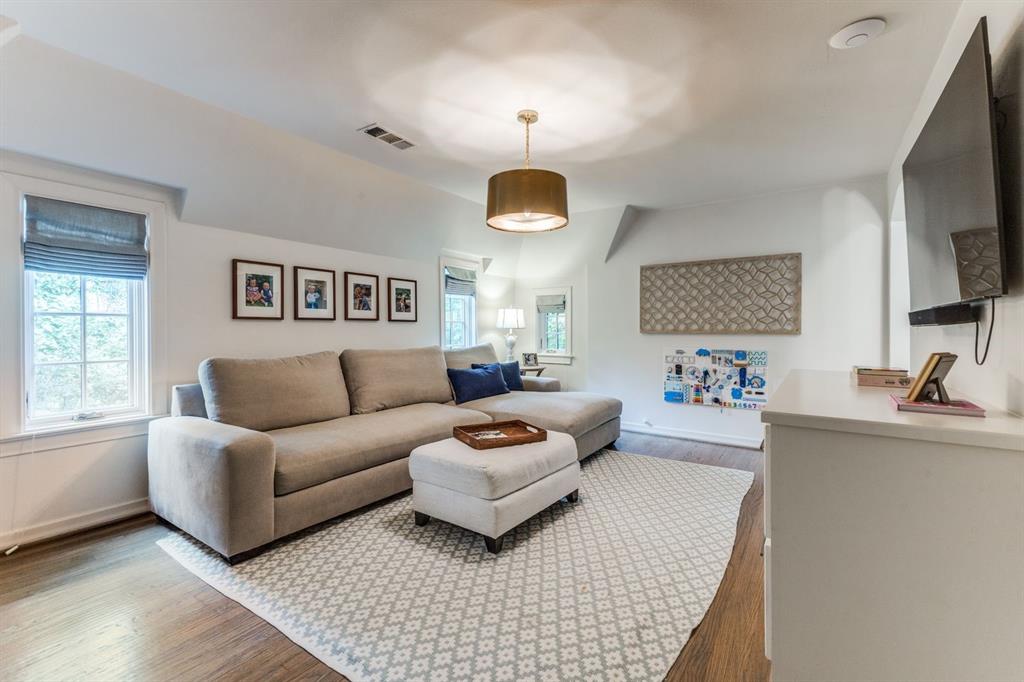 Country Club Estates - Residential