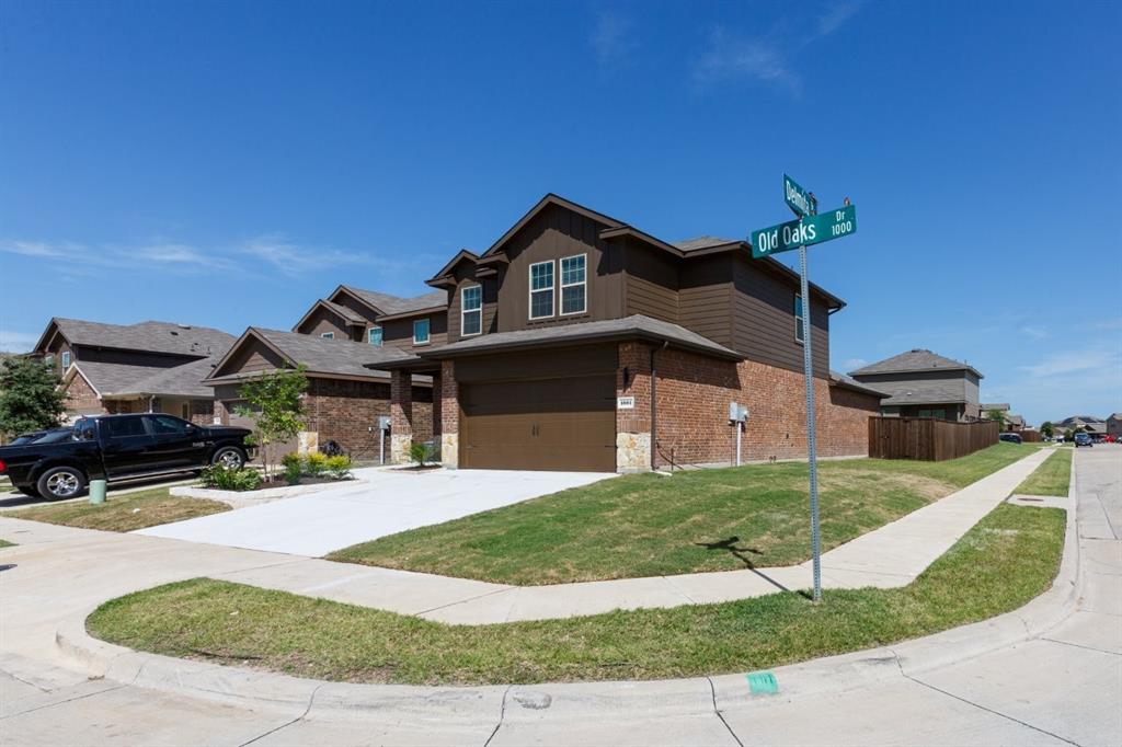 1001 Old Oaks Drive