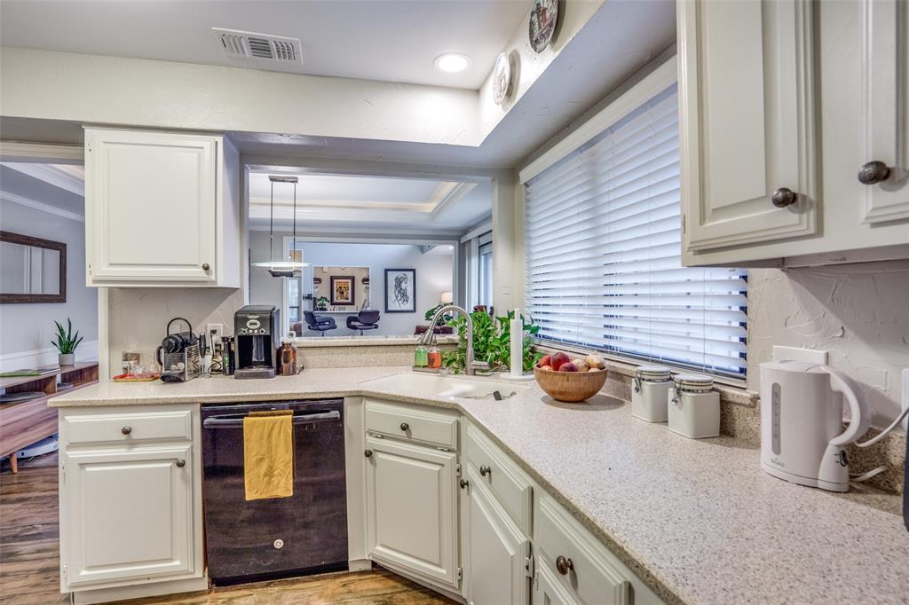 17072 Vinland Drive