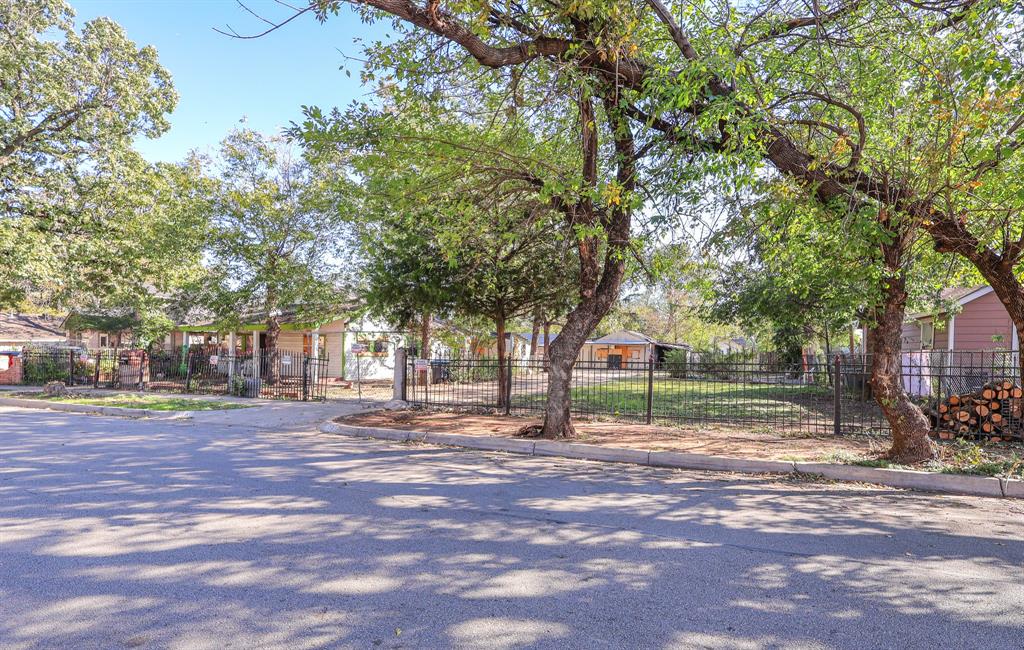 Worth Heights Add - Residential