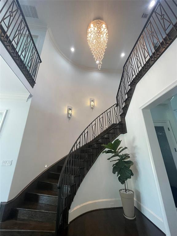 6019 Prestonshire Lane