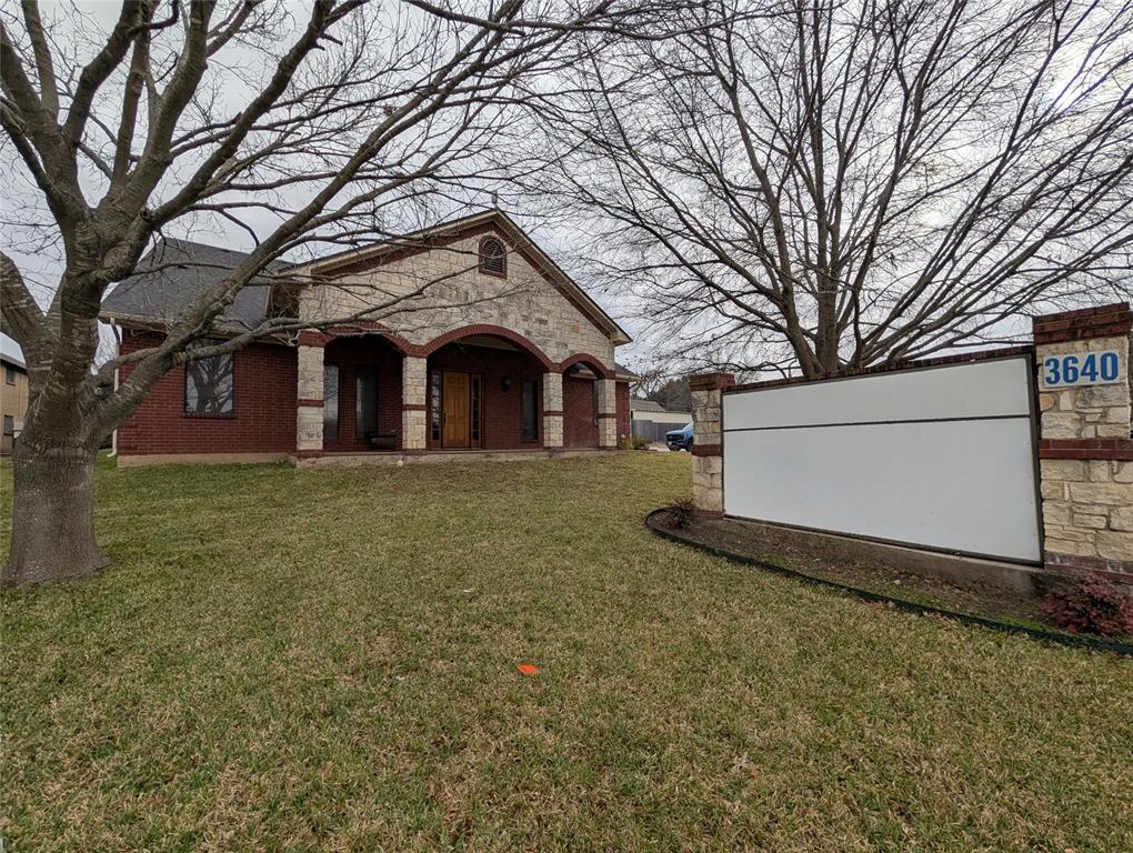 3640 W Waco Drive