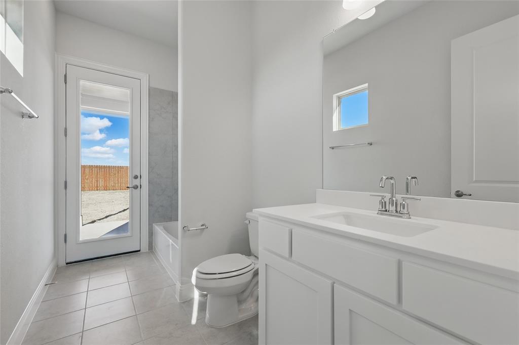 Lakeshore Bluffs - Residential