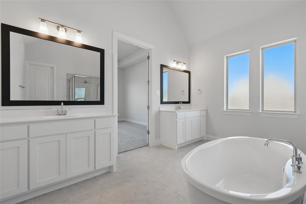 Lakeshore Bluffs - Residential