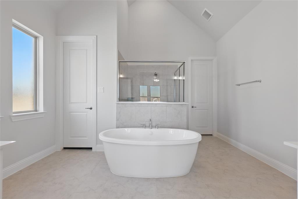 Lakeshore Bluffs - Residential