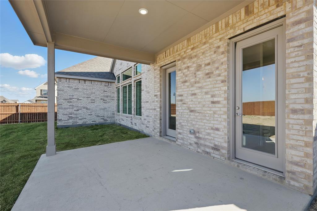 Lakeshore Bluffs - Residential