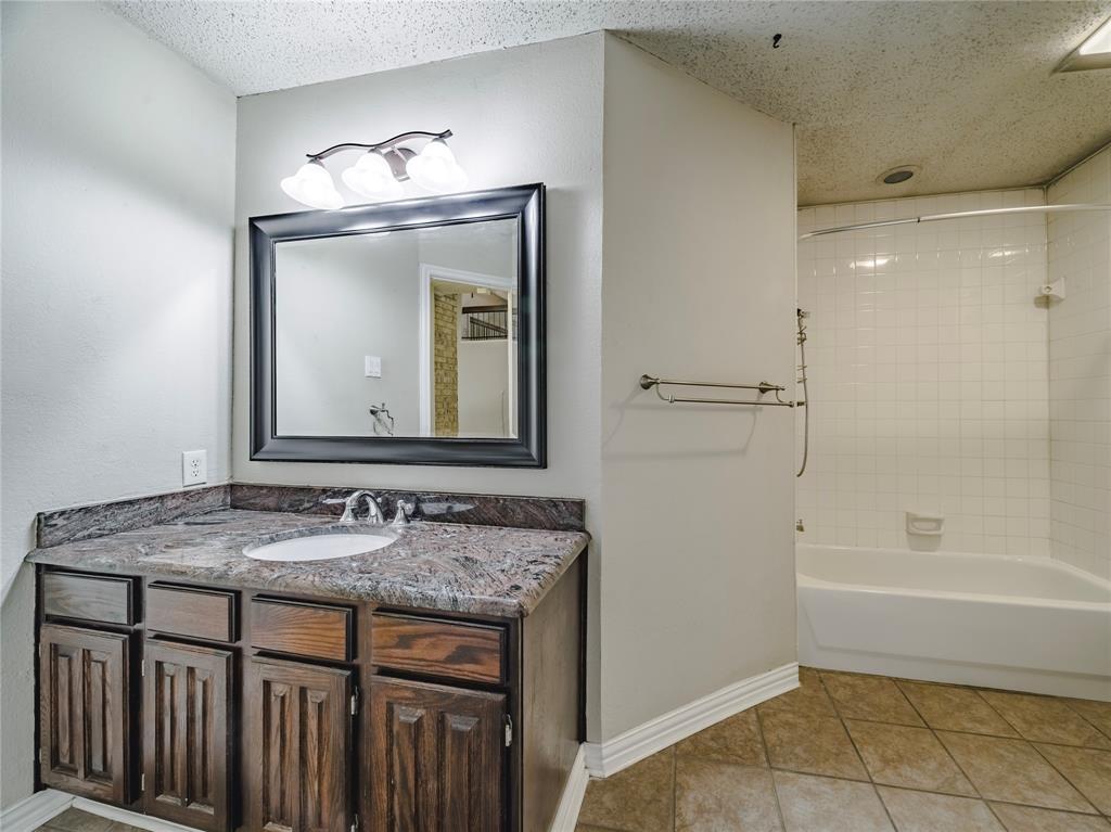 Everglade Park 03 - Residential Lease