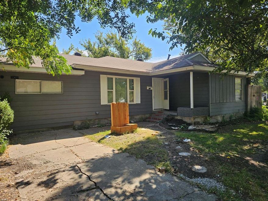 Location! Location! Easy access to downtown Dallas. This home is being sold as-is, offering the perfect canvas for investors, DIY enthusiasts, or buyers looking to customize their space. Being sold as-is. Seller does not and has never lived in the property, buyer to do due diligence prior to purchase.  Do not call listing office, please call listing agent for access.