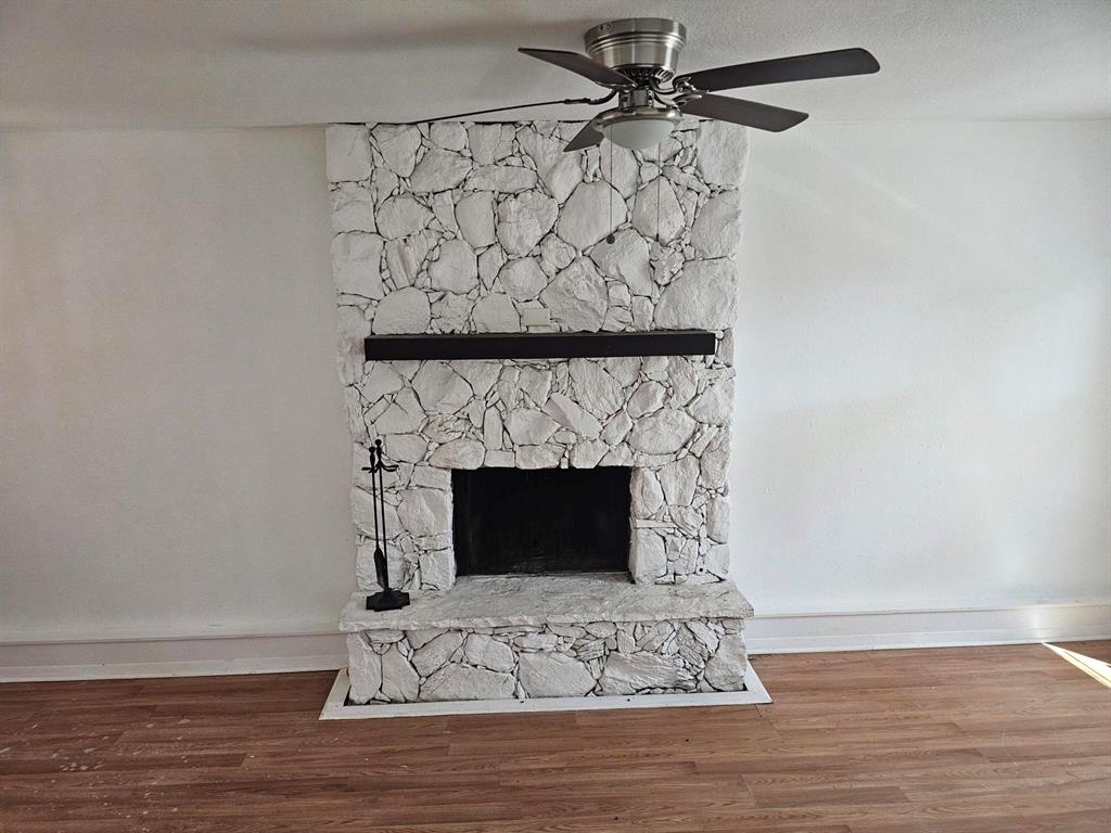 Casa Views Hills Add - Residential