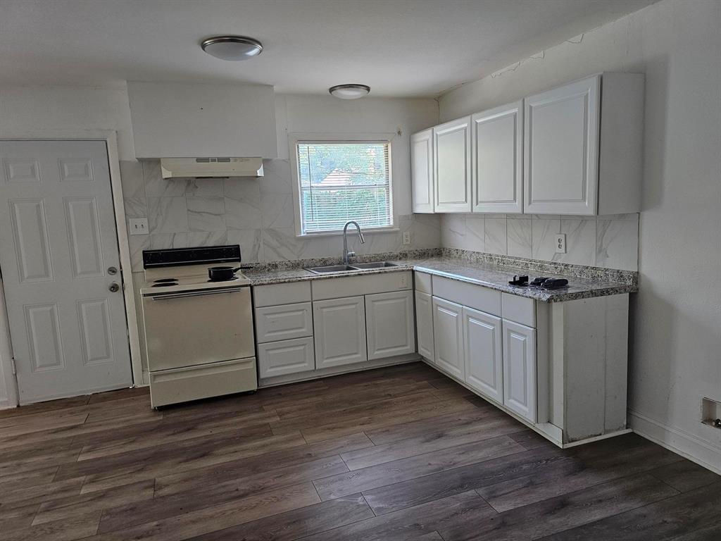 Casa Views Hills Add - Residential