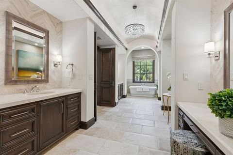 Tiny photo for 690 S Peytonville Avenue, Southlake, TX 76092 (MLS # 20988329)