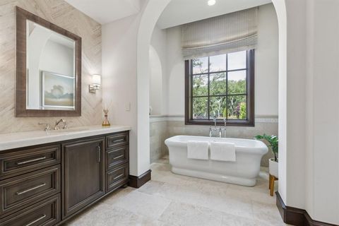 Tiny photo for 690 S Peytonville Avenue, Southlake, TX 76092 (MLS # 20988329)