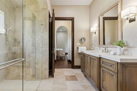 Tiny photo for 690 S Peytonville Avenue, Southlake, TX 76092 (MLS # 20988329)