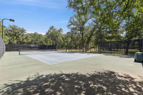 Tiny photo for 690 S Peytonville Avenue, Southlake, TX 76092 (MLS # 20988329)