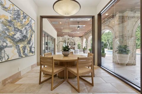 Tiny photo for 690 S Peytonville Avenue, Southlake, TX 76092 (MLS # 20988329)