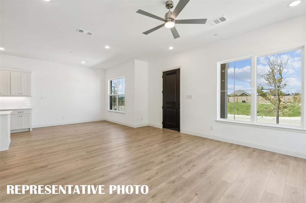 1016 Splitrock Drive