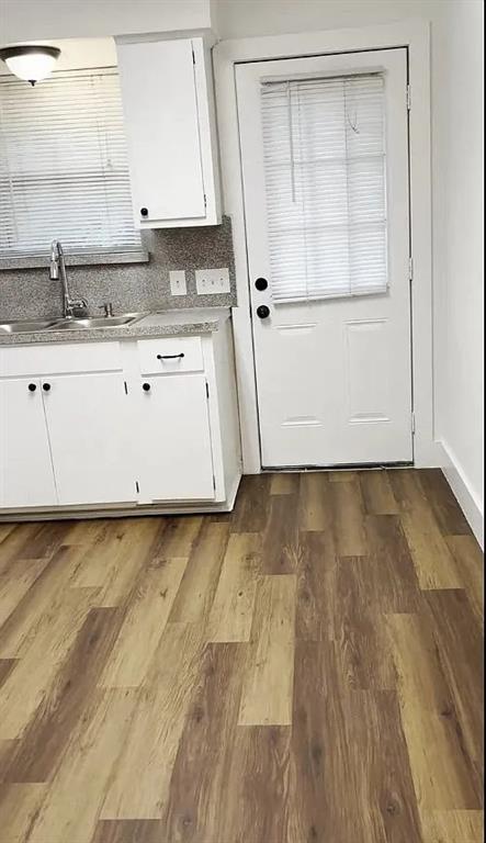 Custer Village 01 - Residential Lease