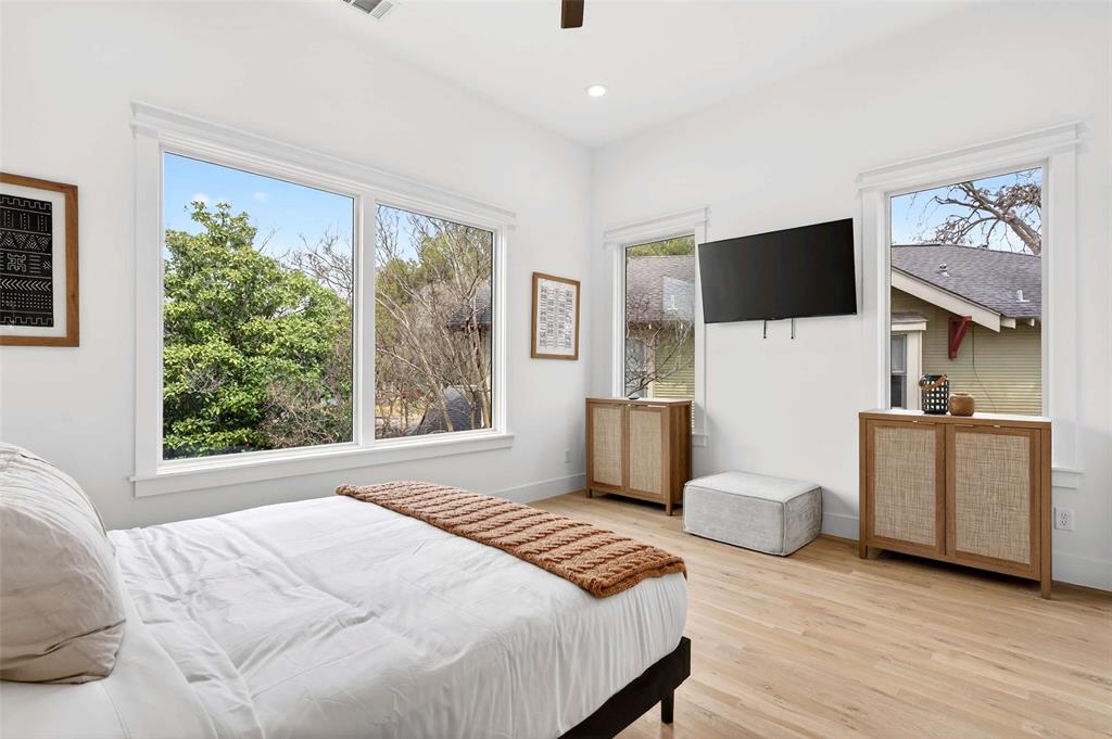 Munger Place - Residential