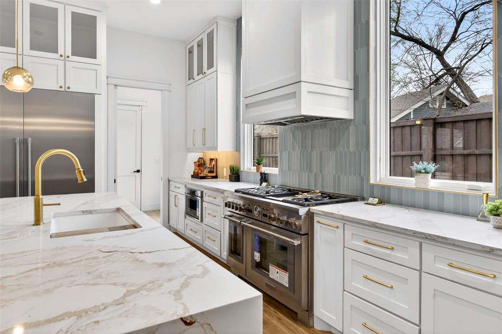 Munger Place - Residential