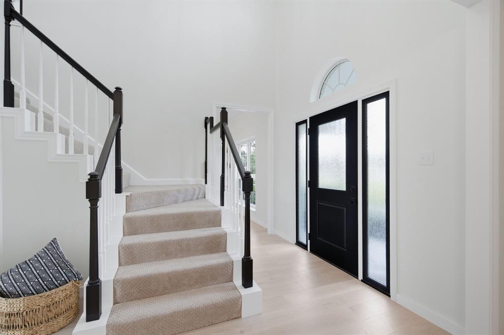 1301 Rolling Acres Drive