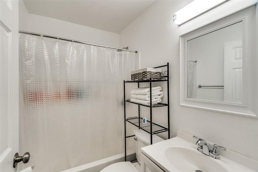 Village North Add First Sec - Residential