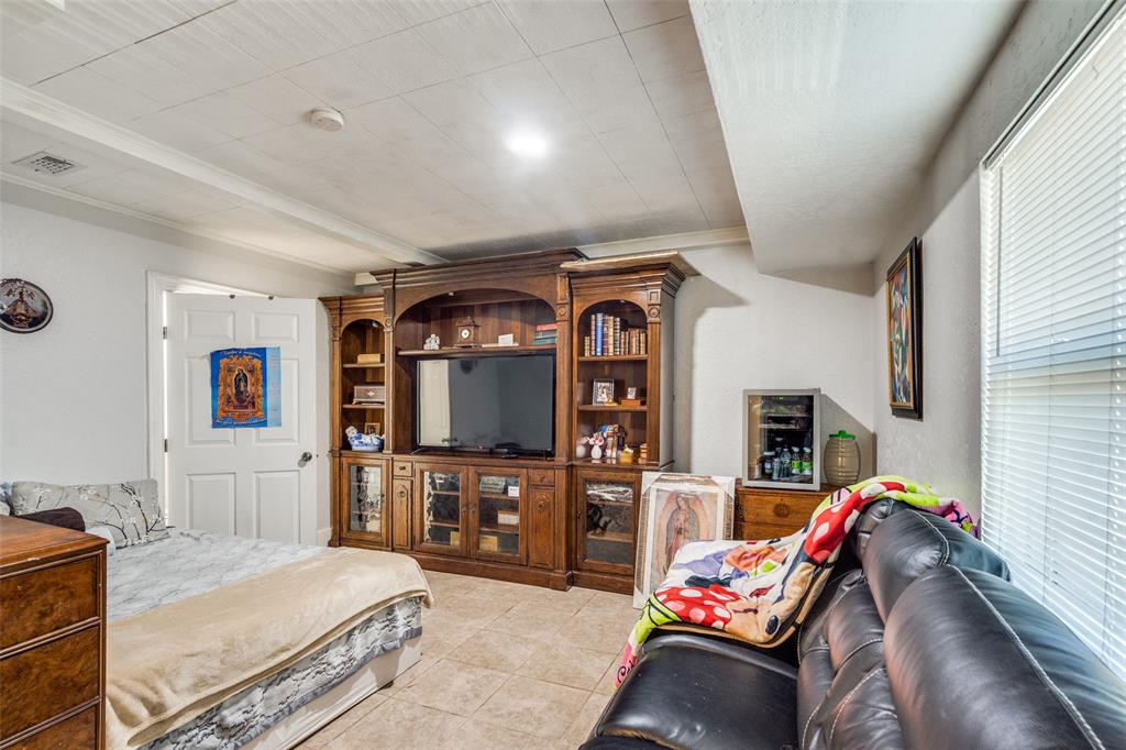 Village North Add First Sec - Residential