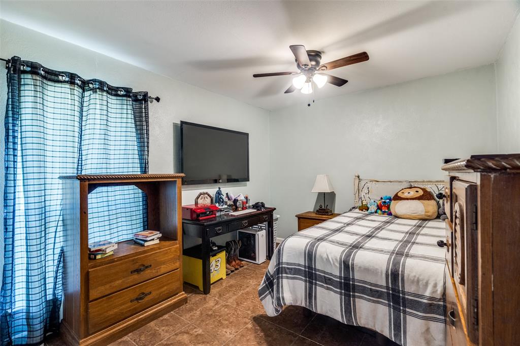 Village North Add First Sec - Residential