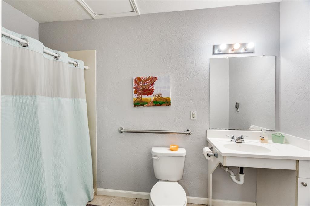 Village North Add First Sec - Residential