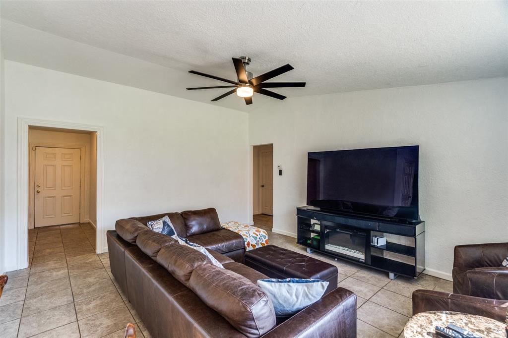 Village North Add First Sec - Residential