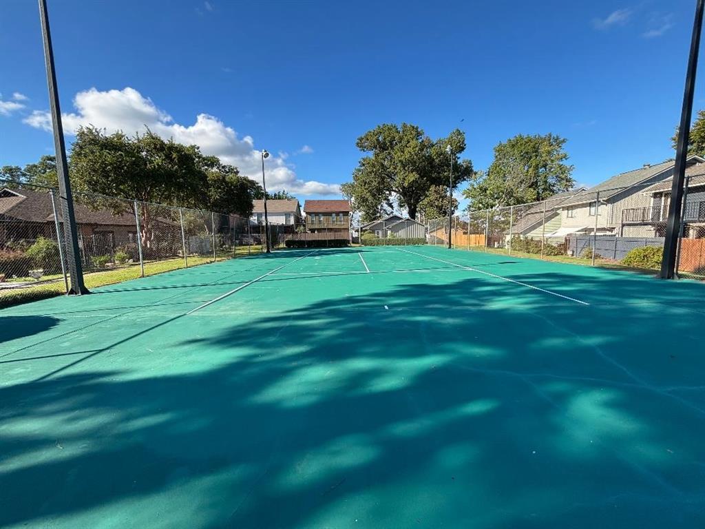 Willow Point Twnhses - Residential