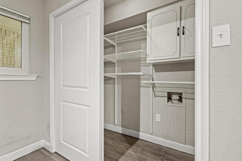 Hynds H D - Residential