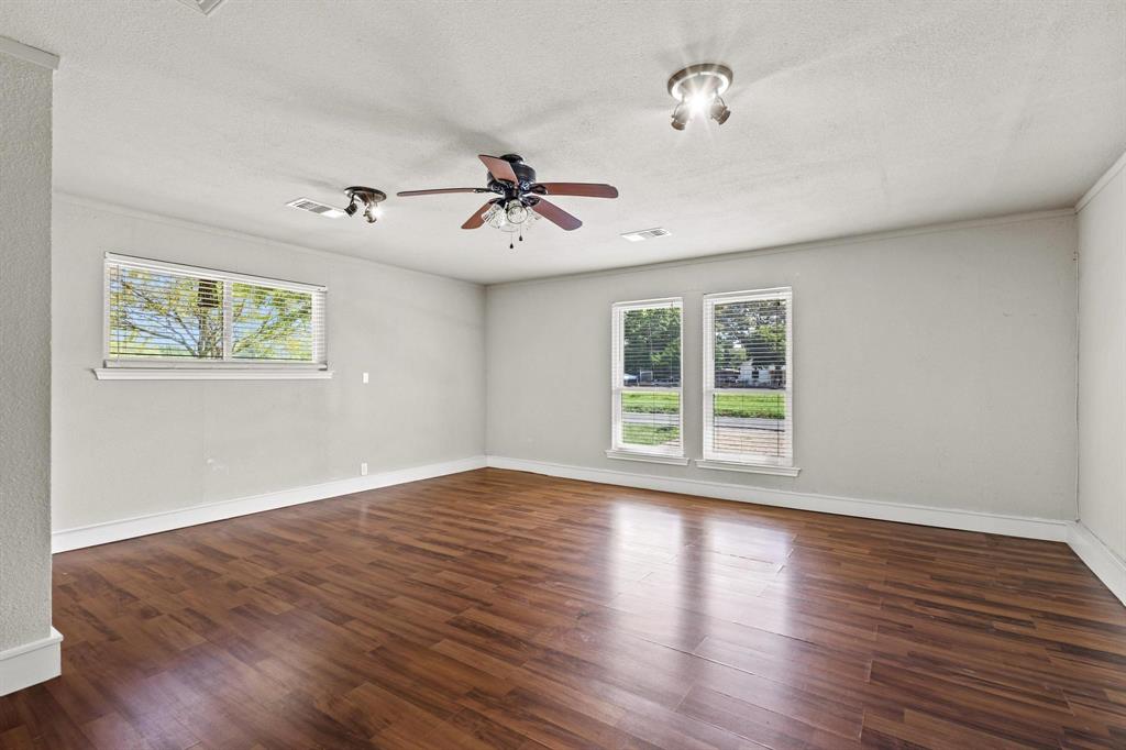 Hynds H D - Residential