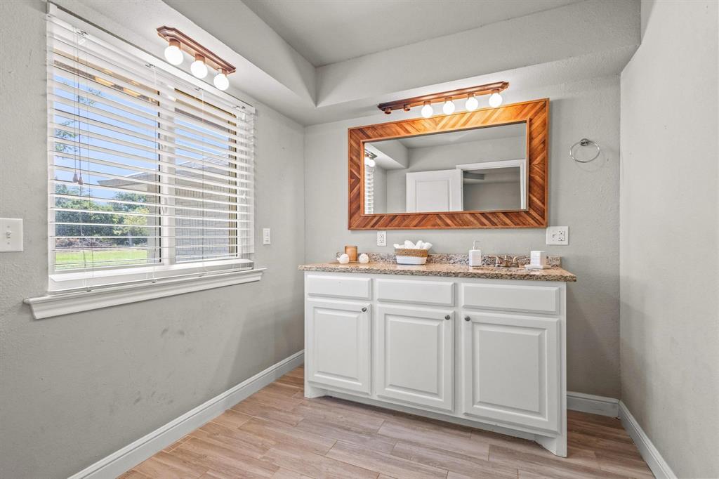 Hynds H D - Residential