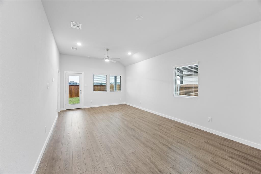 Elevon - Residential