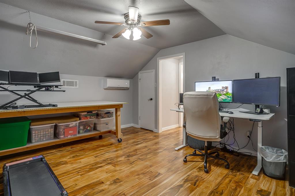 Royal Oak Estates - Residential