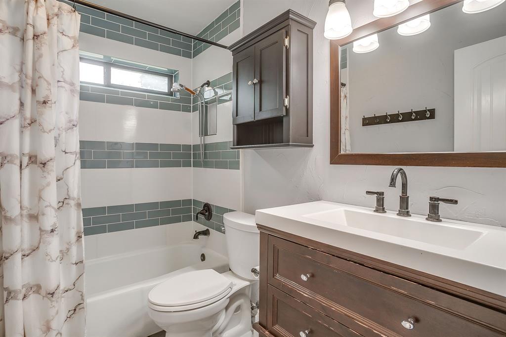 Royal Oak Estates - Residential