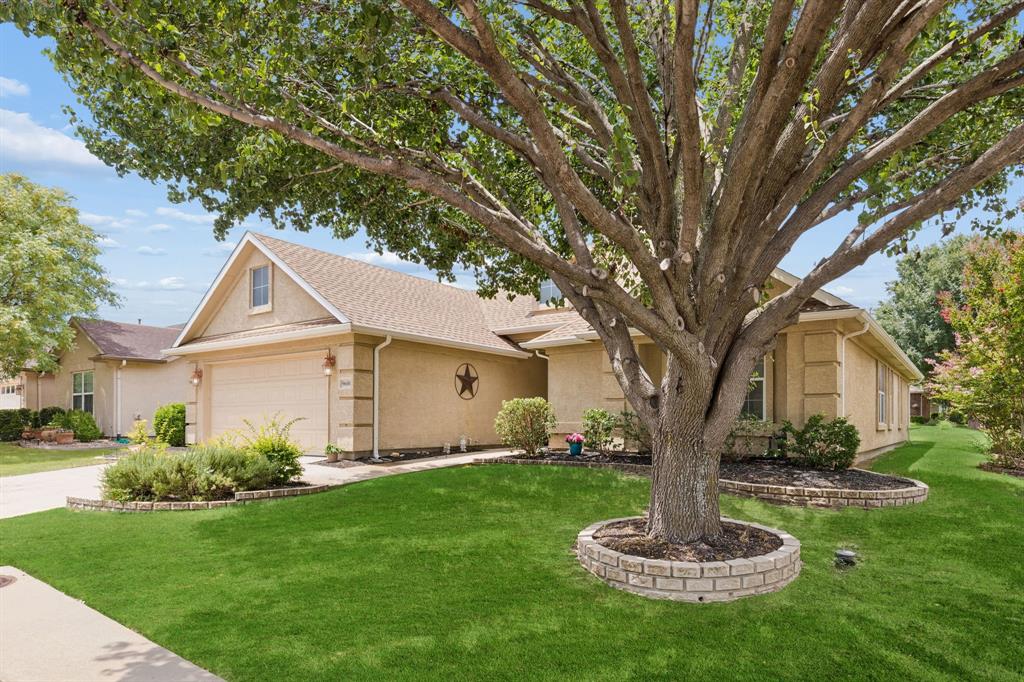 9600 Applewood Trail