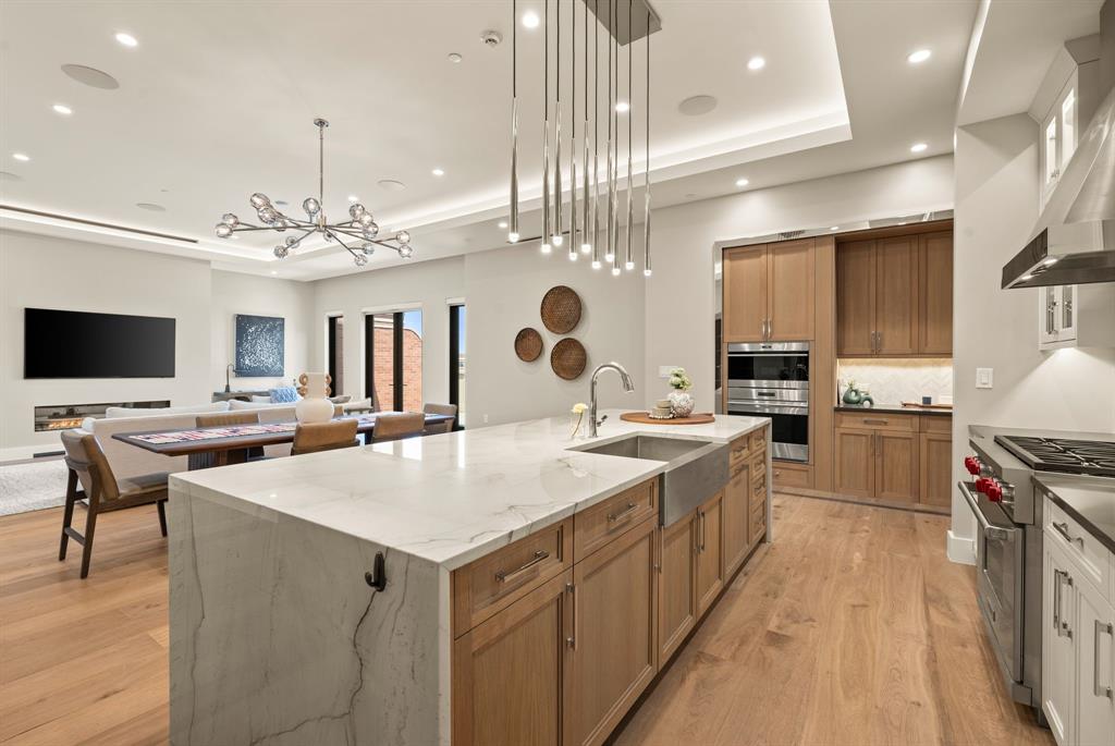 Parkview Condo - Residential