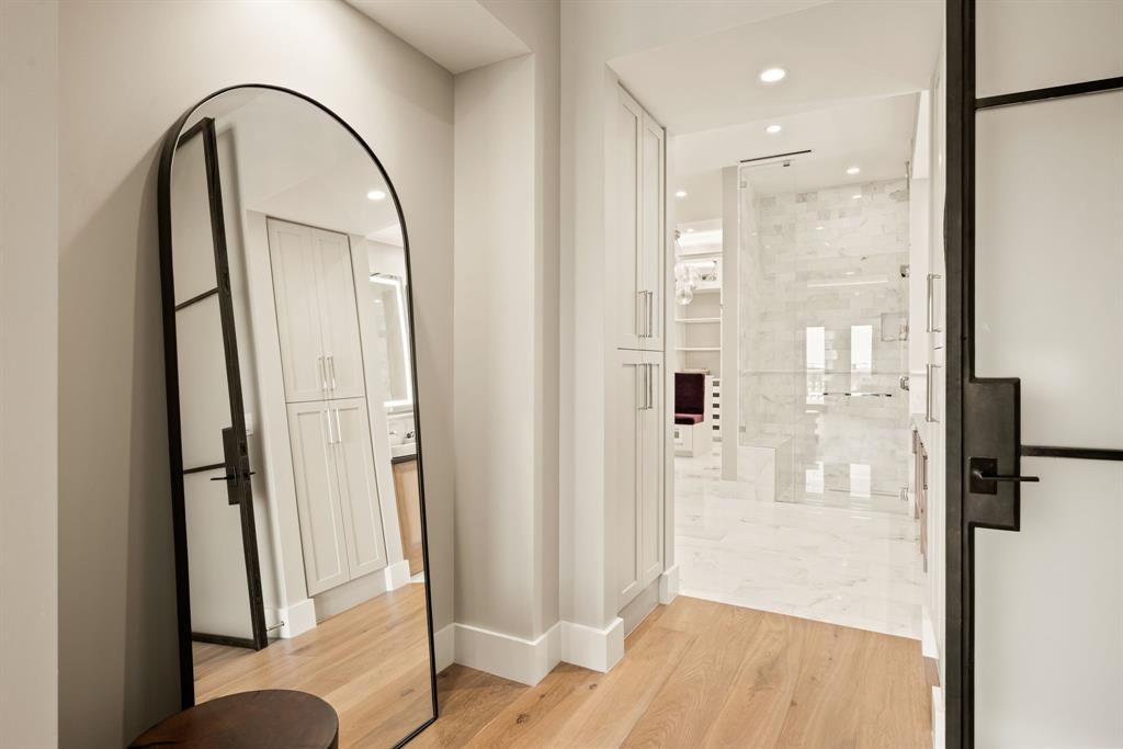 Parkview Condo - Residential