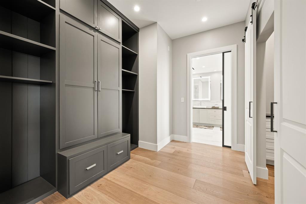 Parkview Condo - Residential