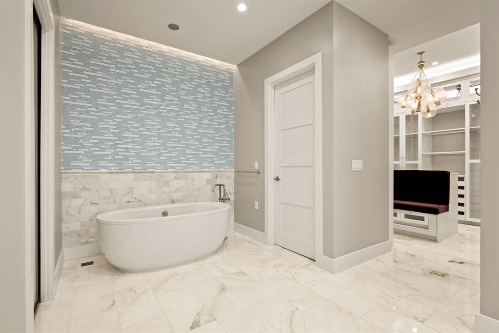 Parkview Condo - Residential