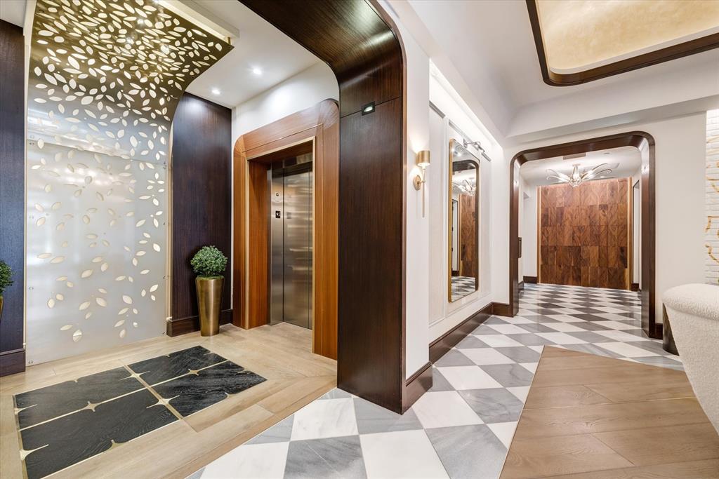 Parkview Condo - Residential