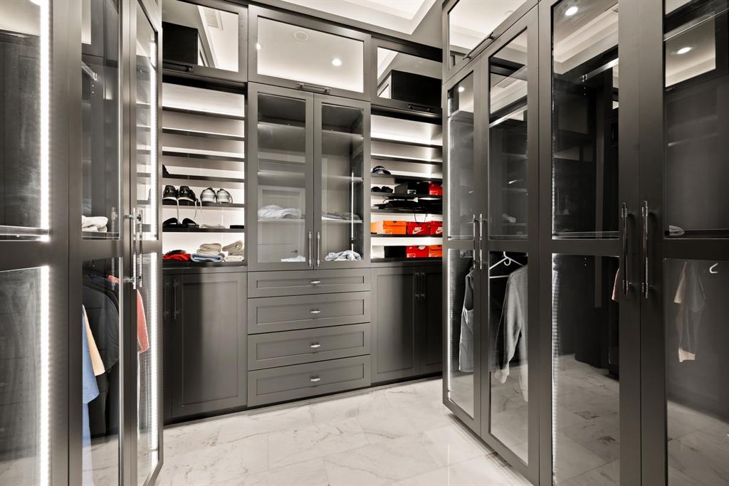 Parkview Condo - Residential