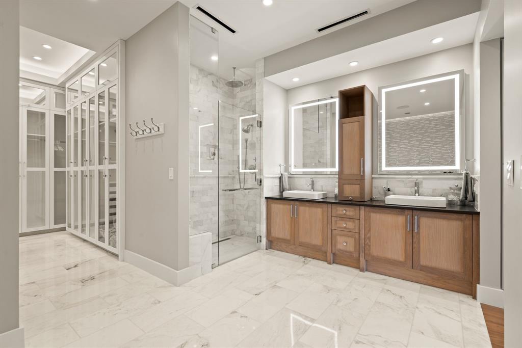 Parkview Condo - Residential