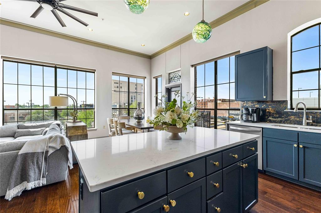 CONDO THE BALCONIES: DOWNTOWN CONDOMINIUMS, - Residential